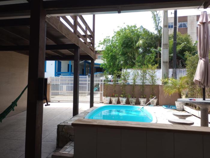 Charming house on Pedras Brancas and Negras beaches