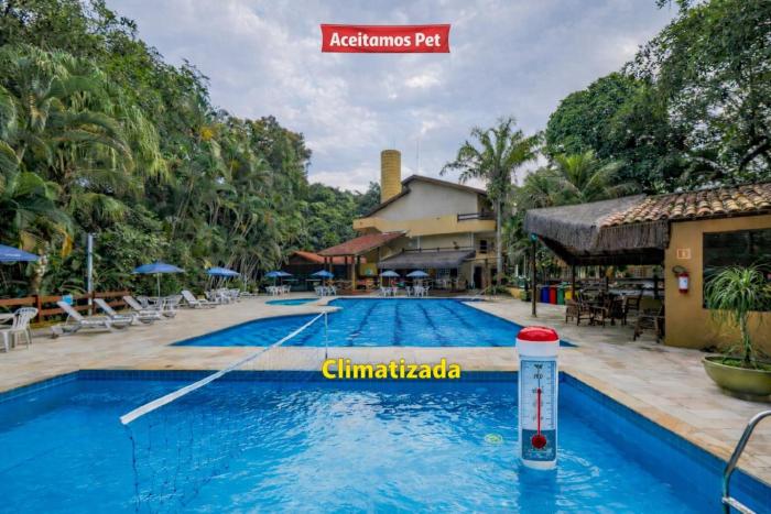 Flat estudio 110 Amarilis Riviera de São Lourenço, 03 piscina climatizada, serviço de hotelaria, limpesa e troca de toalhas diária, carregador veiculo elétrico e servico de praia finais de semana WiFi 500