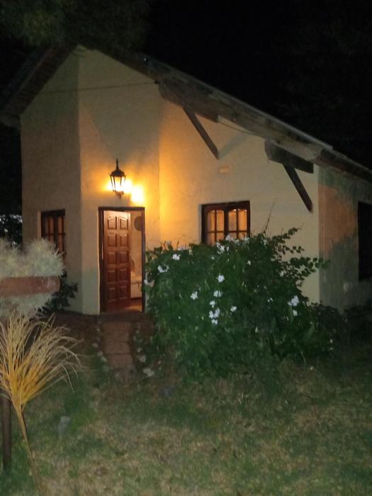 Casa amplia monoambiente estilo rústica