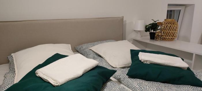 Economic flat near the Synagogue