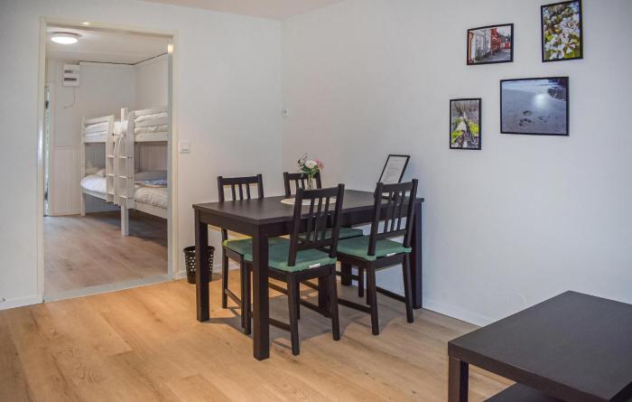 Nice Home In Ystad With Wifi