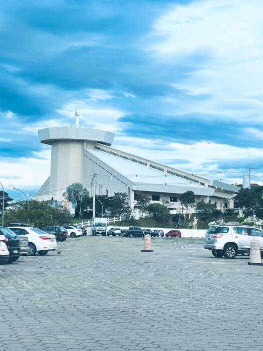 FLat da Fé ao lado da Canção Nova