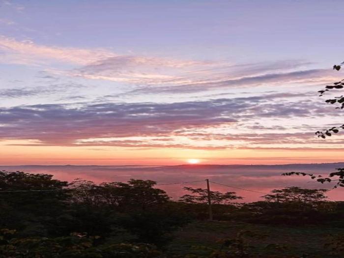 Apartment in a farmhouse with 2 swimming pools