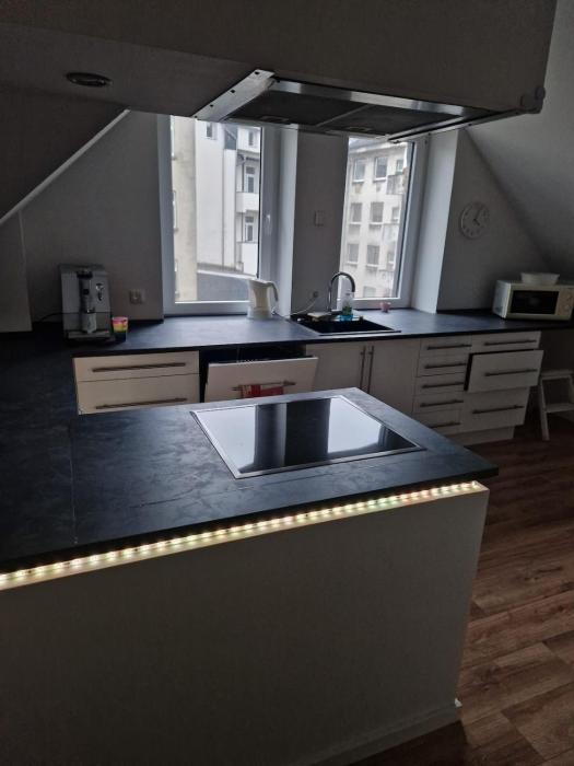 Modern FeWo in DU-Neudorf zentral & top location