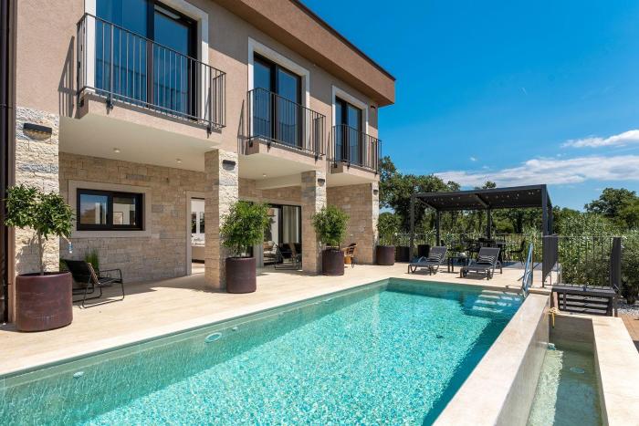 Extravagante Villa mit Sauna, Privatpool, Billard, BBQ