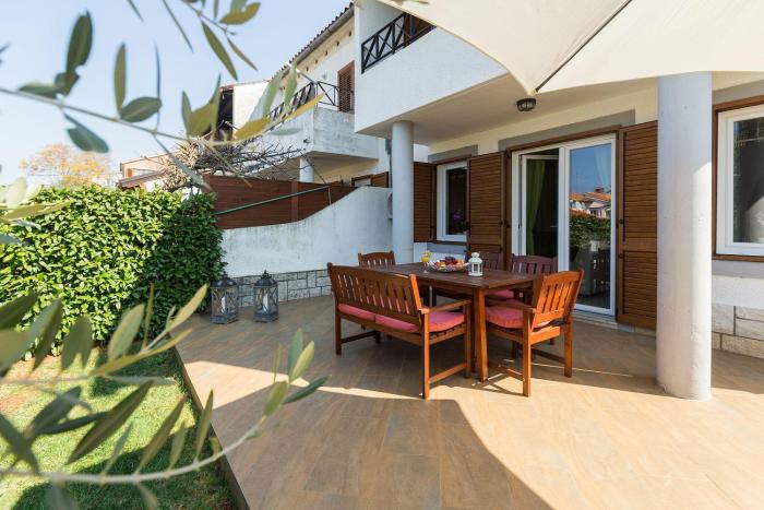 Hundefreundliches Ferienhaus nur 700 Meter zum Strand mit Grill, Waschmaschine