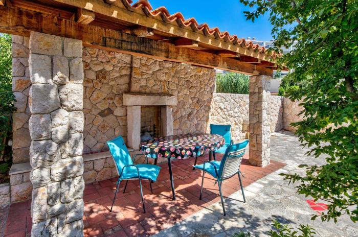 Mediterrane Casa nur 350 Meter zum Strand mit Meerblick, Waschmaschine, Smart-TV