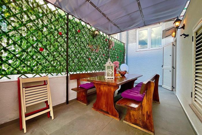 Modernes Ferienhaus in der Altstadt nur 180 Meter zum Strand mit Parkplatz, Grill, Klima