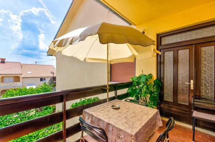 Komfortables Apartment nur 570 Meter zum Strand mit Privatparkplatz, Meerblick, Klima, WiFi