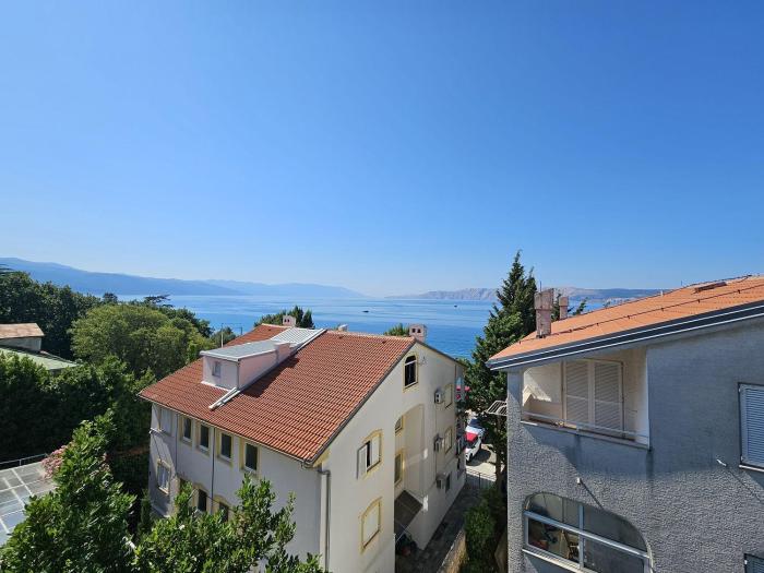 Atemberaubendes Apartment nur 50 Meter zum Strand mit Meerblick