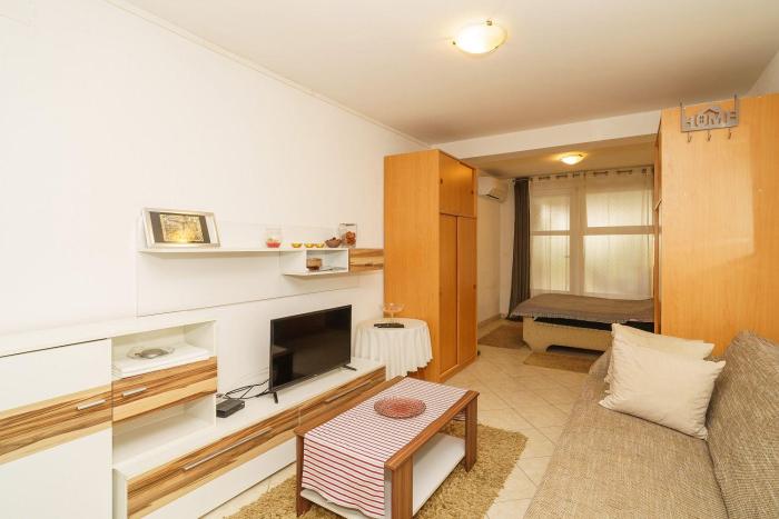 Süßes Studio-Apartment 800 Meter zum Strand mit Waschmaschine und Parkplatz