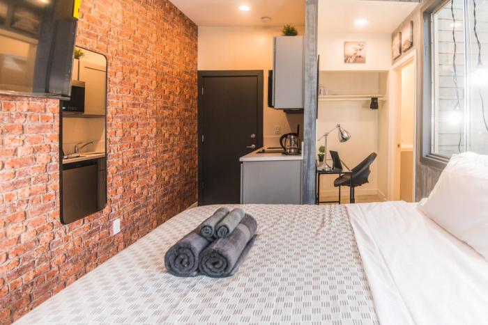 Affordable Cozy Private Studio Near USC Village - DQA5
