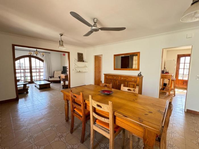 Depto junto al rio Necochea, 6 personas