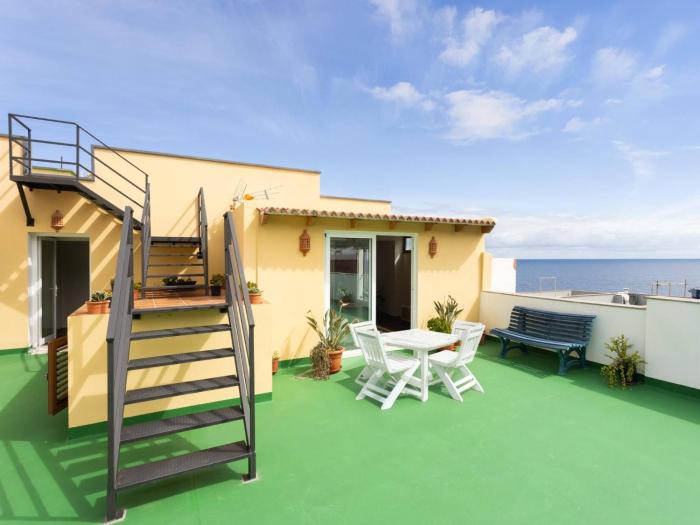 Live La Caleta Vista al Mar