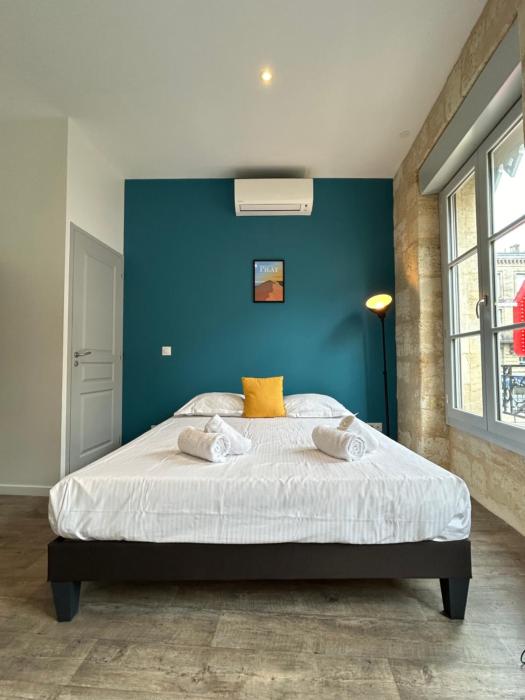 Appartement superbe avec Climatisation et belle pierre Bordelaise pour 2p