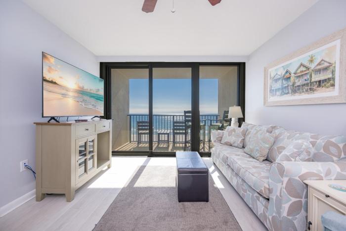 Island Winds West 679