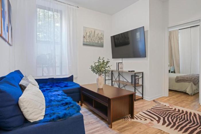 2BD Comfortable Home in Manhattan