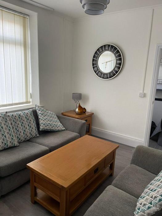 Edward 4th - Newly renovated 4 bedroom house