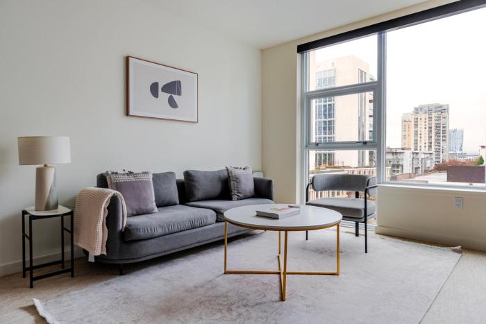 Blueground Northwest Bellevue rooftop nr Bellevue Park SEA-973