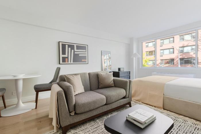 Blueground Midtown East fitness center nr UN NYC-2172