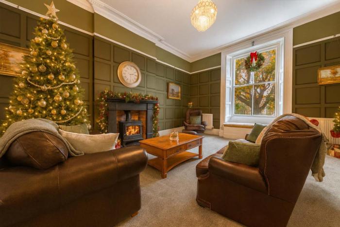 Perfect Georgian Christmas Getaway