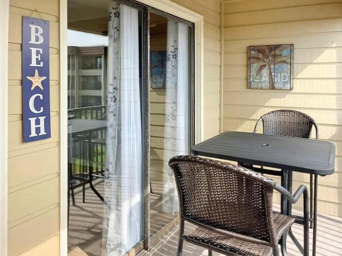 Ocean Villa A204 - Newly Updated with Ocean Views