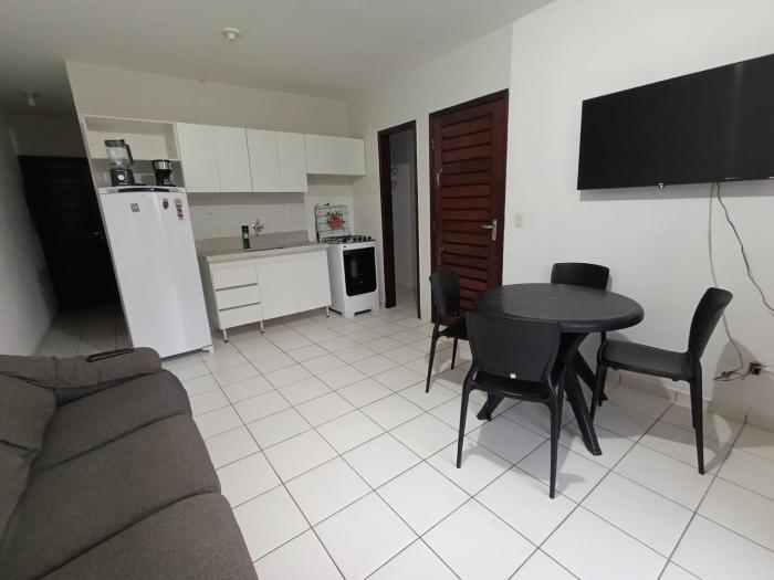 Apt 204A
