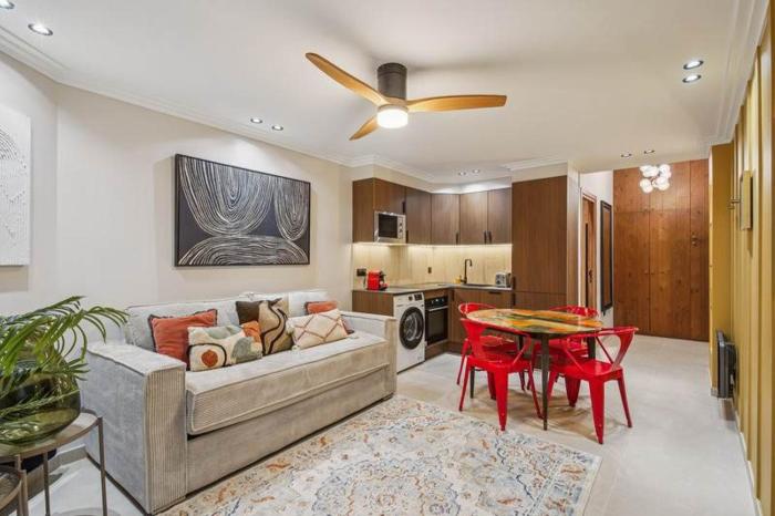 Modern 1BDR flat in the heart of Paris