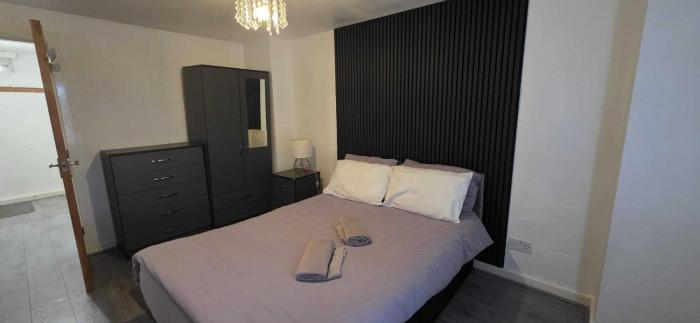 City View Apartment, Free Parking, by NMB Property