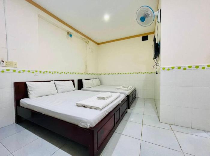 Nhà nghỉ Mai Quyên