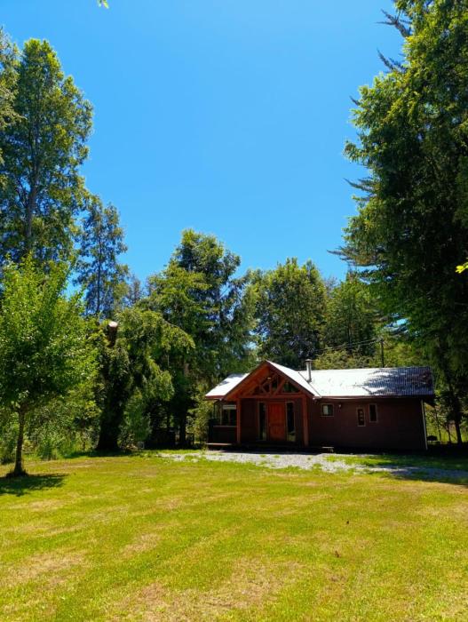 Cabaña en bosque nativo entre Villarrica - Pucón