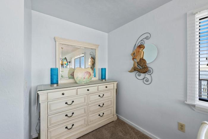 Tropical Tranquility at Harbour Master Suites