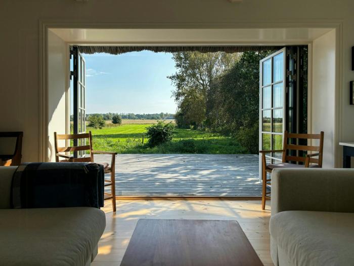 Historic Kikhavn Summer House With Ocean View