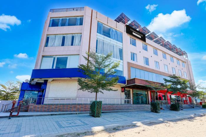 Townhouse Jaipur Pinkcity Waterpark Formerly Fortune Prime