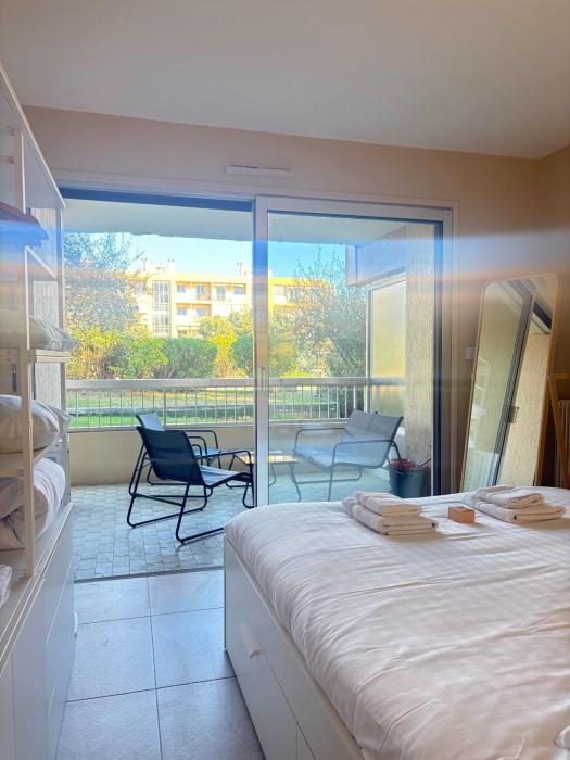 Le Ciel de Fabron Piscine et Tennis