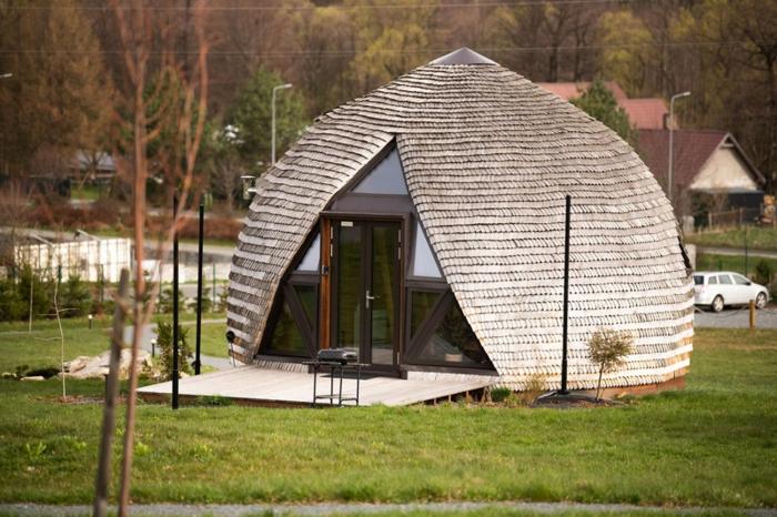 4 Żywioły - całoroczne domki kopułowe w górach