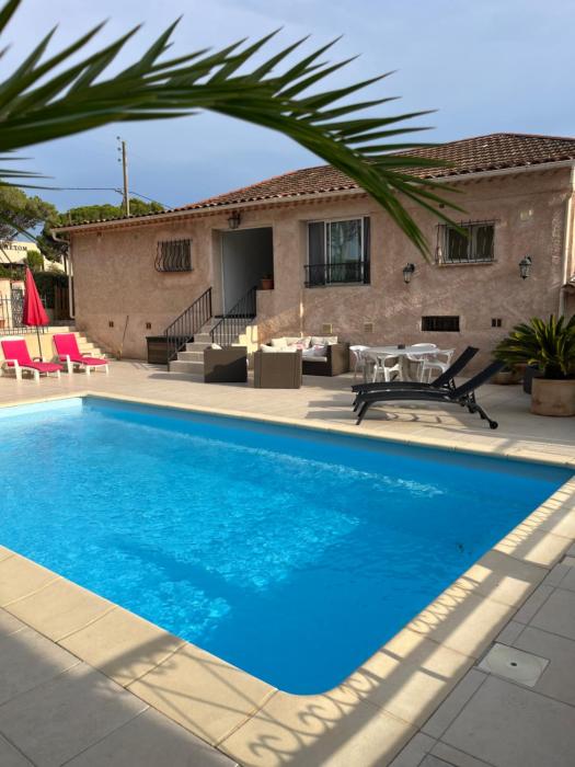 Appartement T2 dans villa avec accès piscine à Fréjus