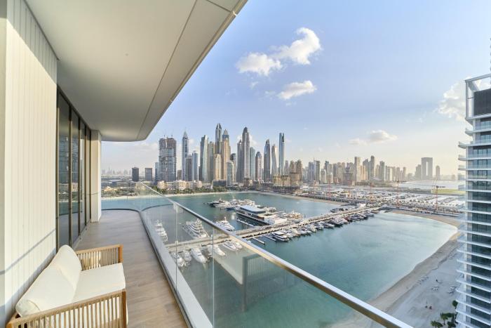 Luxury 3BR Marina View at Palace Beach Residence