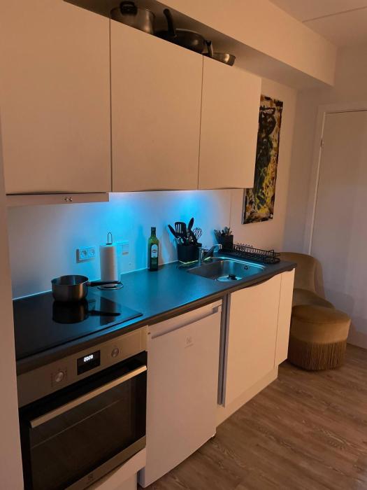 Lake view, private balcony