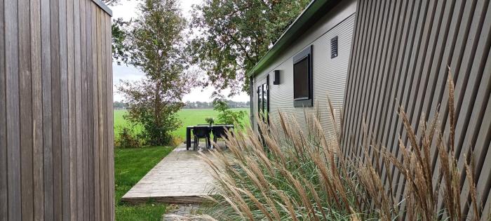 FEAN nature lodge, slow living aan de rand van het veen - nabij unieke natuurgebieden Fochterloërveen, Drents Friese Wold en UNESCO gevangenisdorp Veenhuizen - met gratis gebruik van 4 fietsen