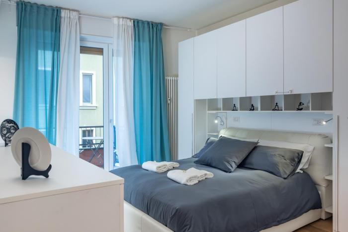 Modern Apartment in Milan - Garage included