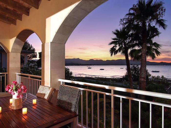 Holiday Home Schöne Villa mit Meerblick by Interhome