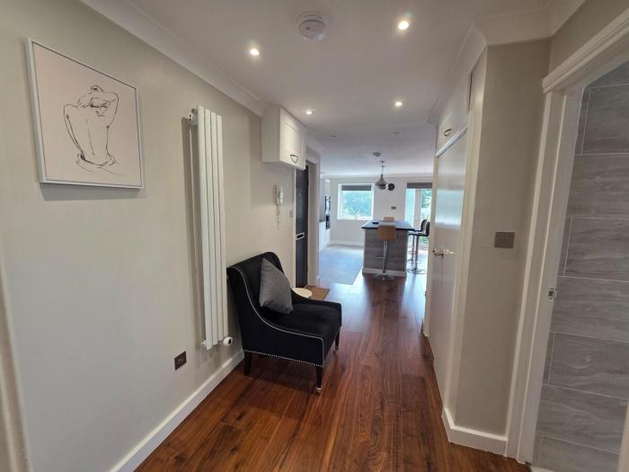 Luxurious Top Floor Apartment