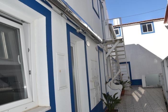 Setubal Courtyard Houses - PAINTERS HOUSE