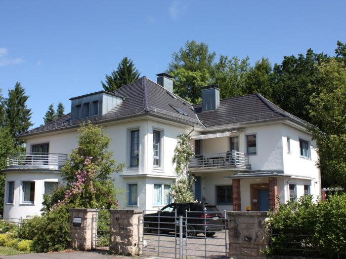 Apartment Wohlfühloase für Natur- und Gartenliebhaber by Interhome