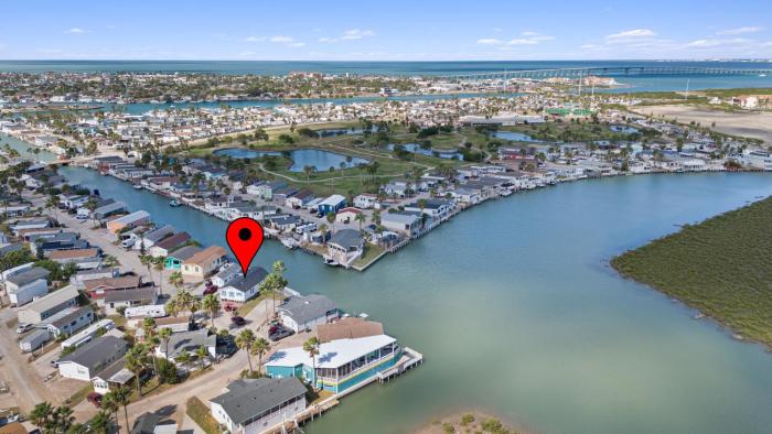 Charming 2-bedroom home in Port Isabel, perfect for a relaxing getaway.