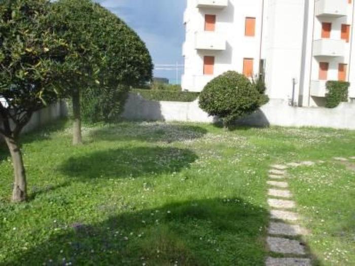 Apartment Wohnung Mare Blu 3 in Strandnähe by Interhome