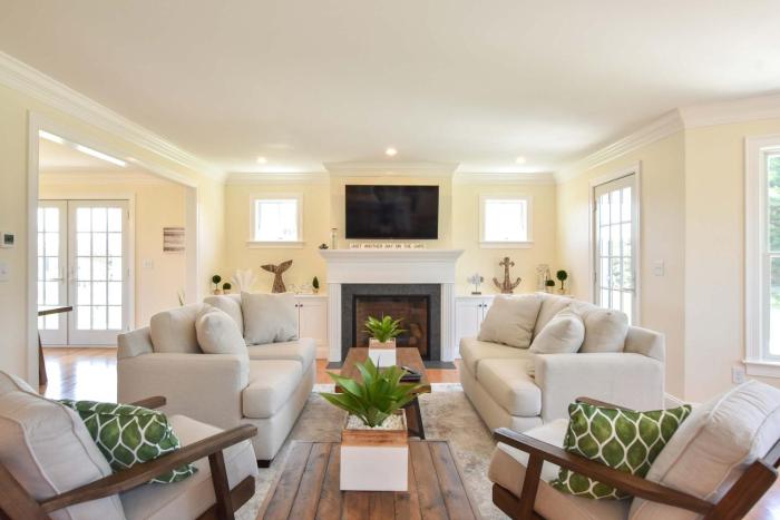 Spacious Game Room Close to Nauset Beach