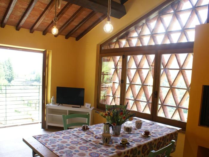 Holiday Home Sunset Barga Toskana kürzlich renoviert by Interhome