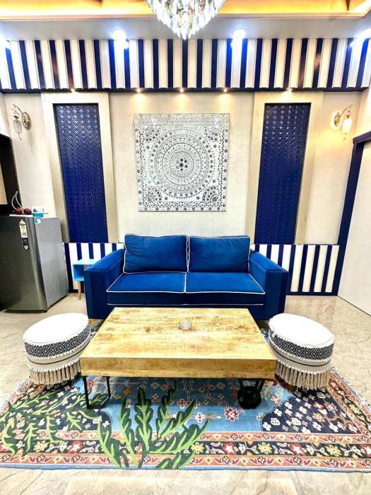 Royal Blue Luxurious 3BHK Villa near Malviya Nagar